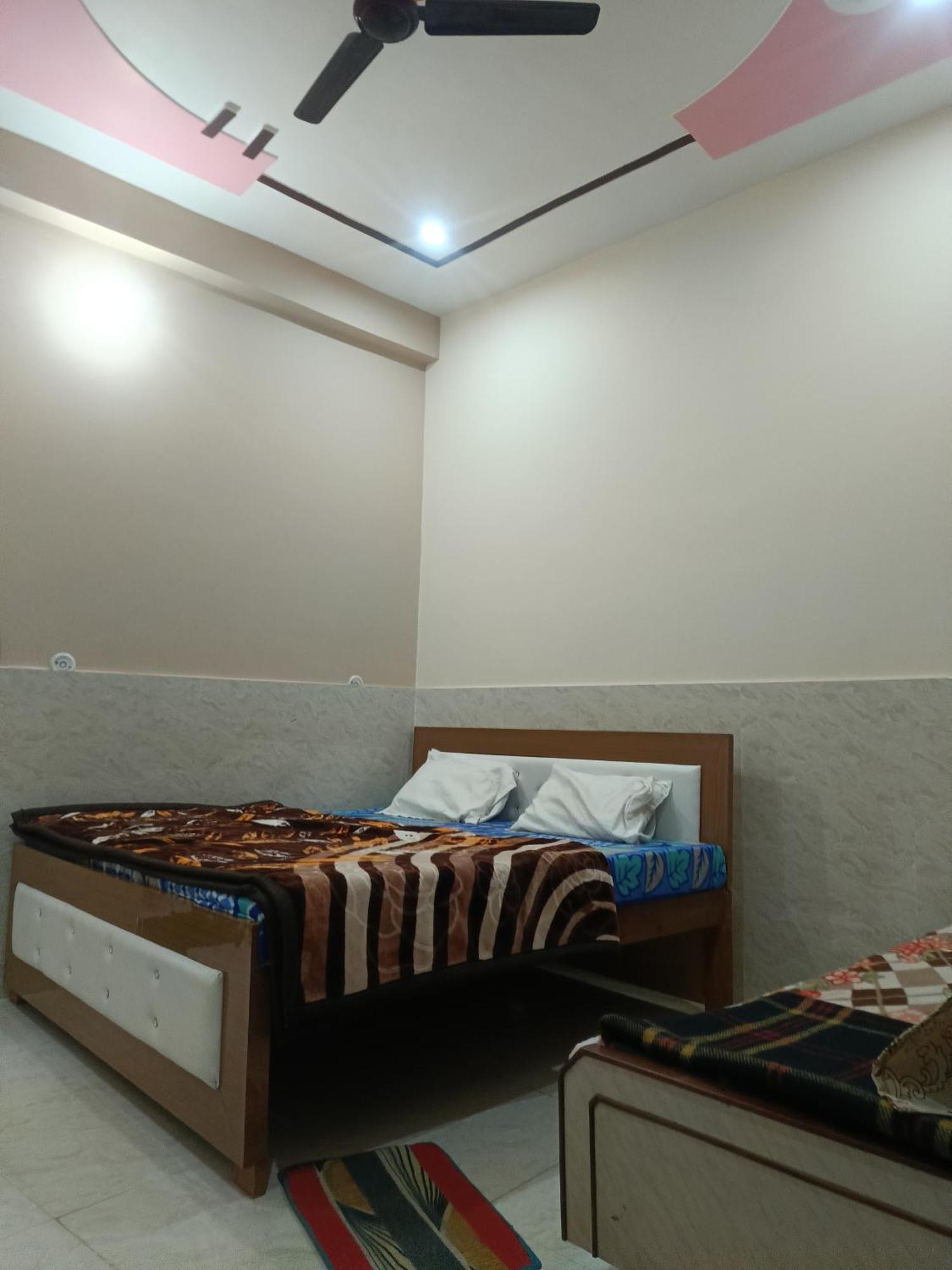 Ayodhya Shree Hari Guest House מראה חיצוני תמונה